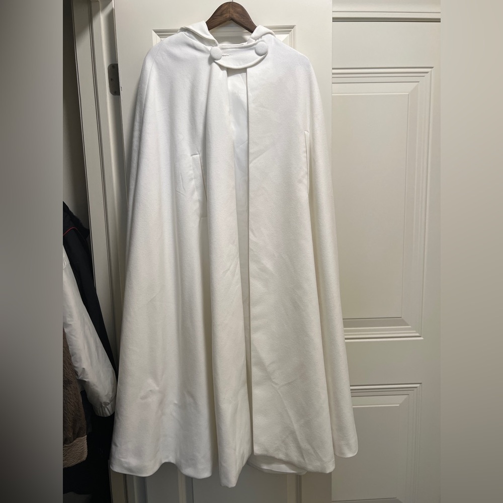 Hooded Cape